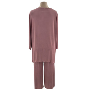 Chicaluv - Women's Plus Size Ribbed Knit Suit – Long-Sleeve Top & Solid Trousers Set XV0644